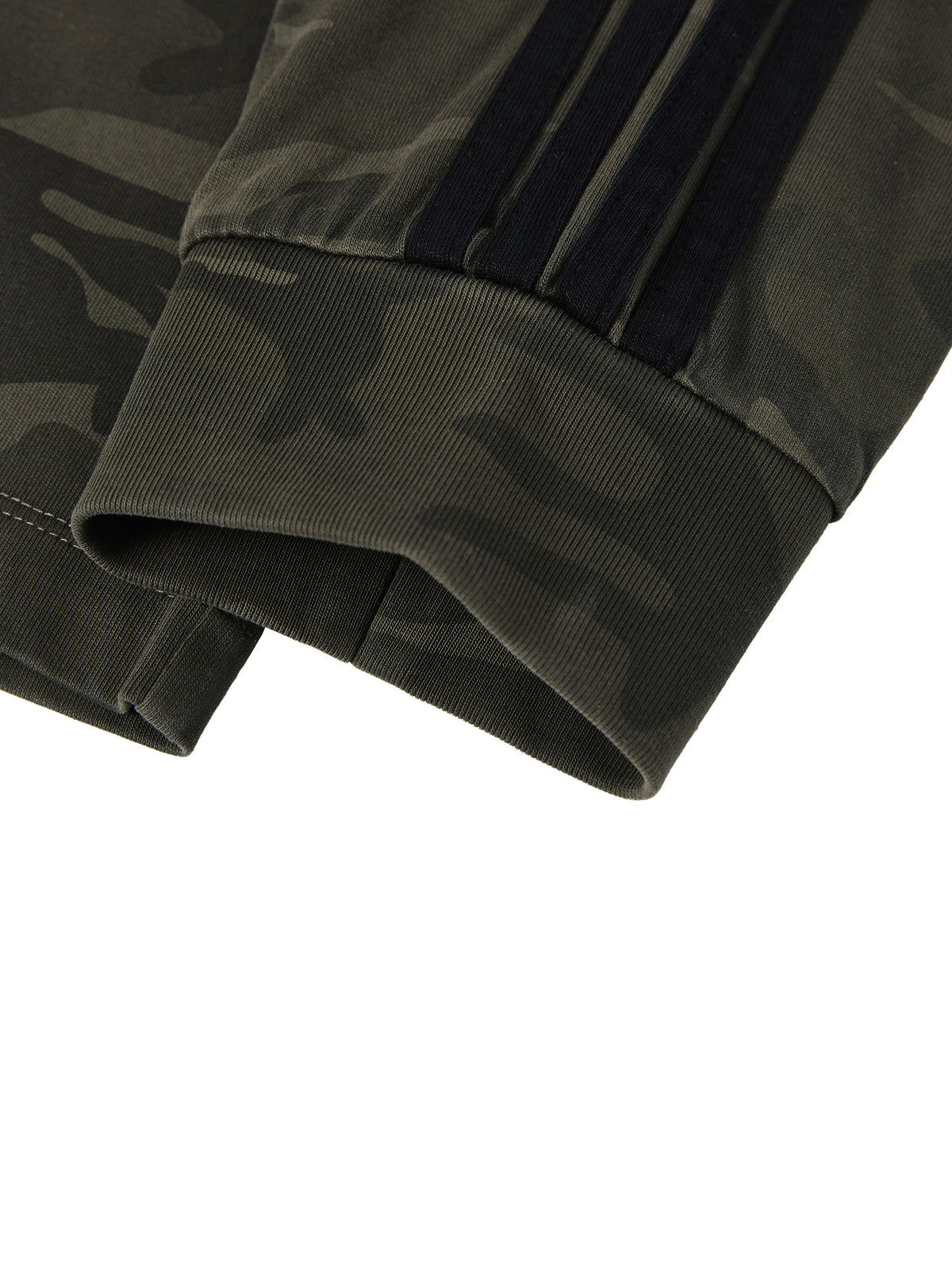 Brooklyn Republic Essentials™ Camo Loose Long Sleeve T-Shirt